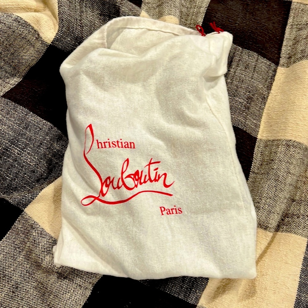 Men’s size 42 Christian louboutin